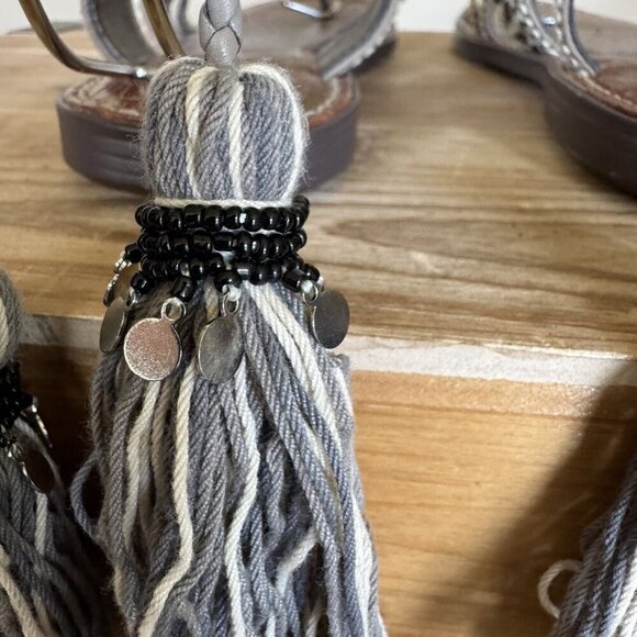 Sam Edelman Gretchen Gray Silver Ankle Wrap Tassel Gladiator Flat Sandal Size 7 - Picture 15 of 17